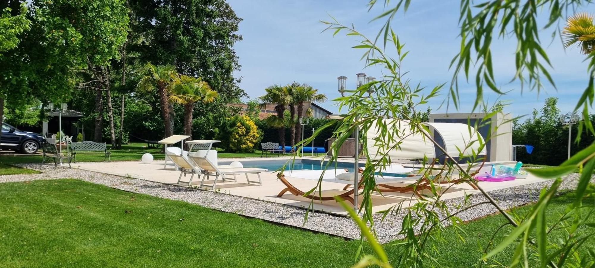Appartamento Casakadd002Luxuryheated Pool Garden Patio Barbeque Cive Esterno foto