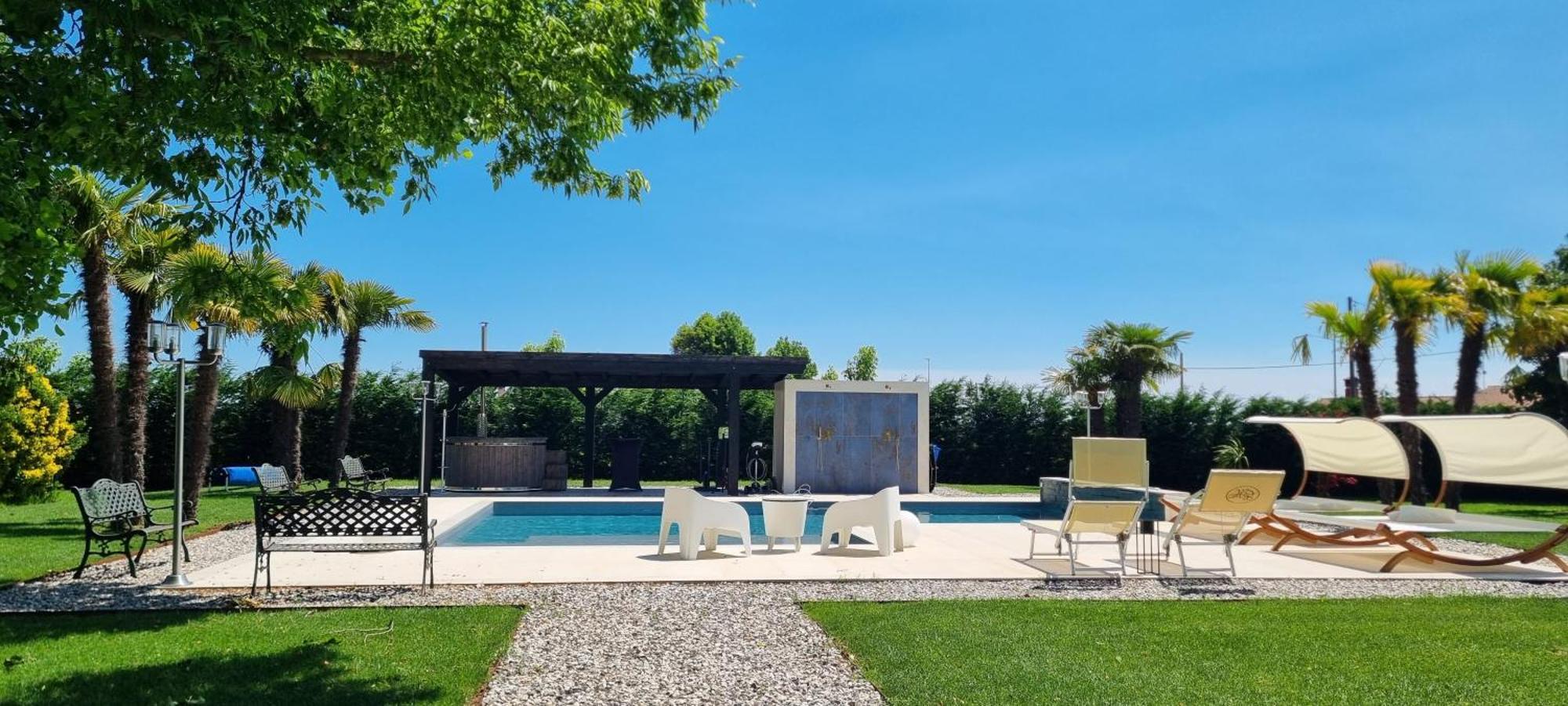 Appartamento Casakadd002Luxuryheated Pool Garden Patio Barbeque Cive Esterno foto